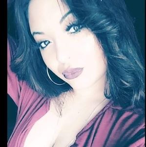 Meet your Posher, Briana